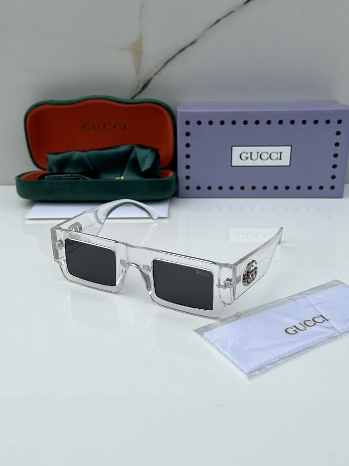 Guc_ci_1188_transparent_black