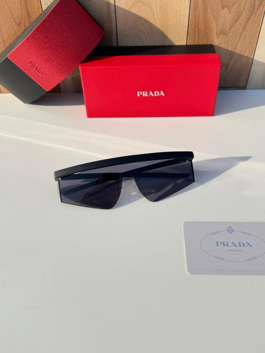Prada_217_black