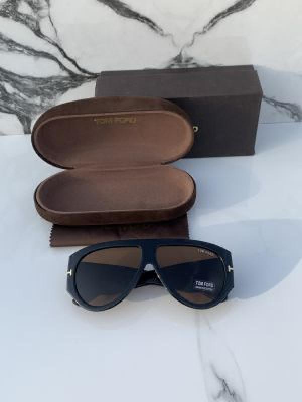 Tomford_9577_black_brown