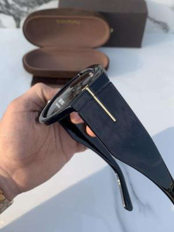 Tomford_9577_black_brown